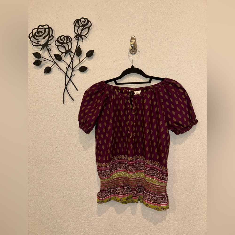 Mudd Burgundy Blouse Size Medium Short Sleeve Lime Green Designs